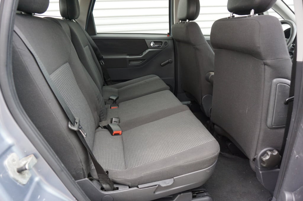 Opel Meriva 1.8-16v business airco / elektr. ramen / trekhaak / nap