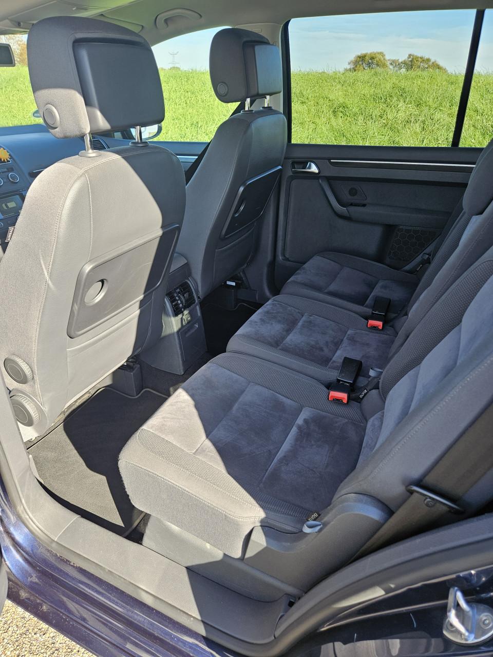 Volkswagen Touran 1,2 TSI Highline 7per