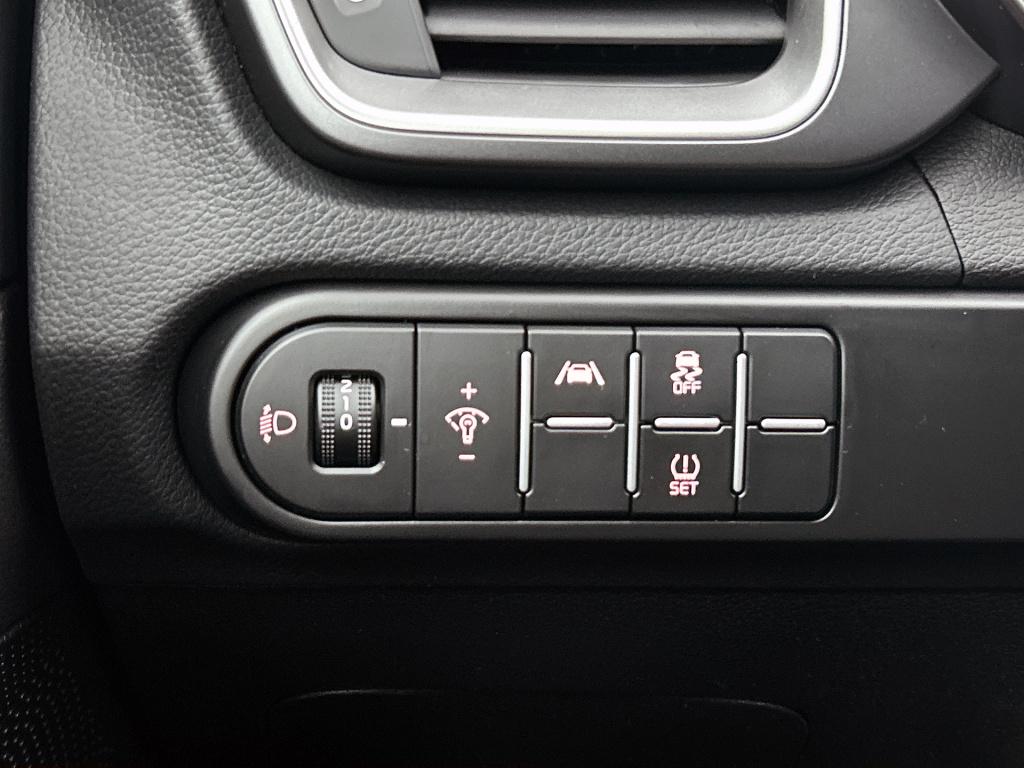 Kia Ceed Sportswagon 1.0 t-gdi dynamicline camera | climate control | navig