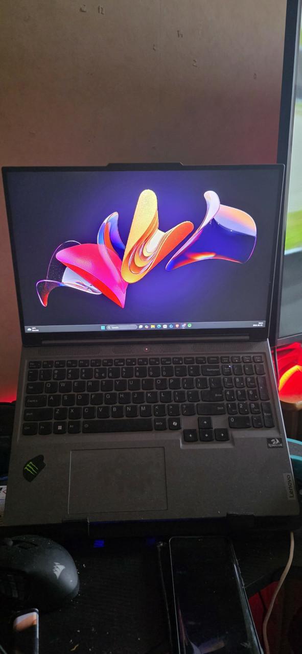 Lenovo legion 5 Slim RTX 4070 MET GARANTIE