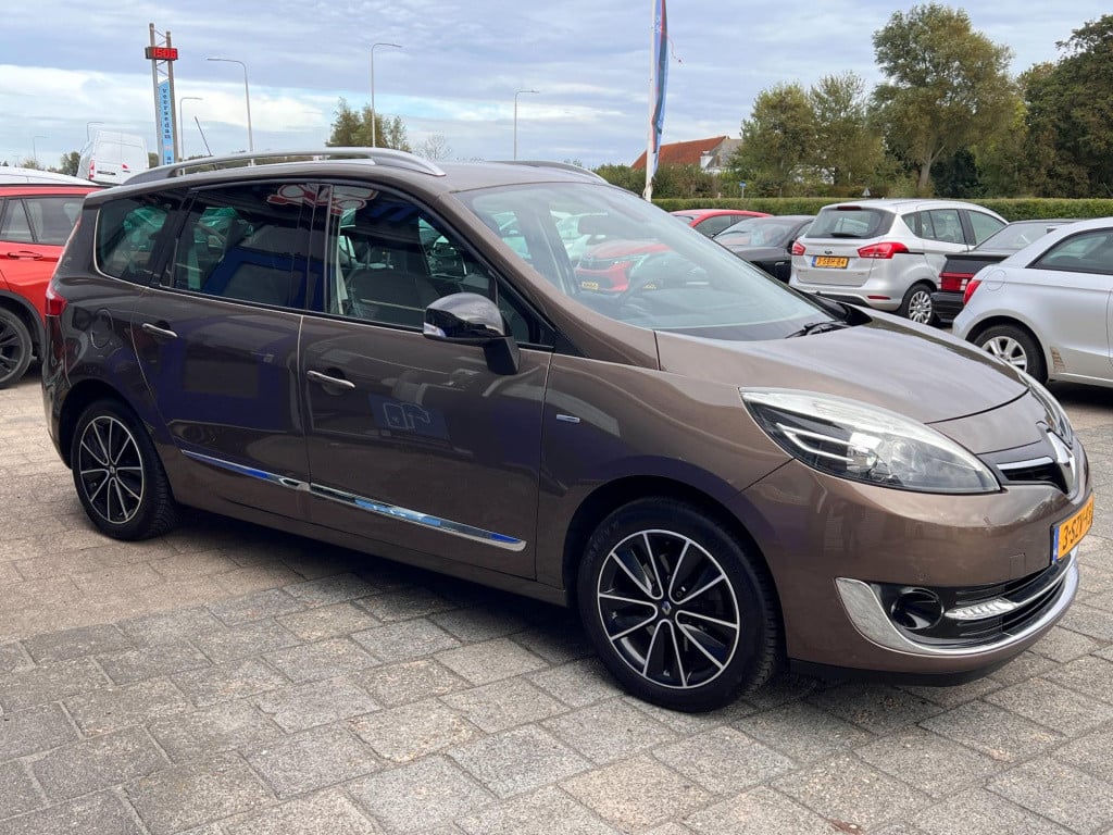 Renault Grand Scenic 1.2 tce bose 7pers. navi, camera, trekhaak enz..