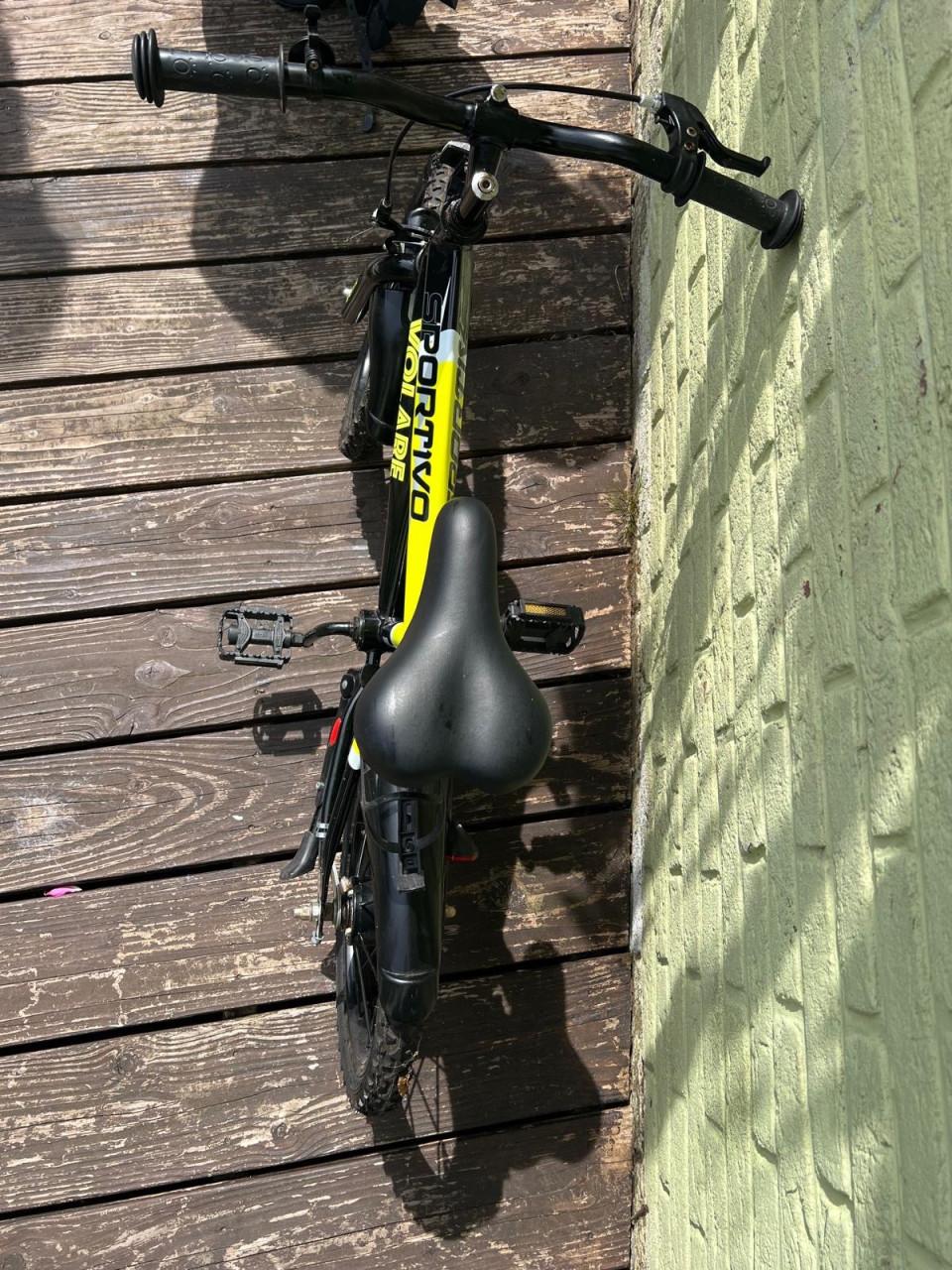 Volare Sportivo 16 inch jongensfiets — neon geel/zwart — amper gebruikt