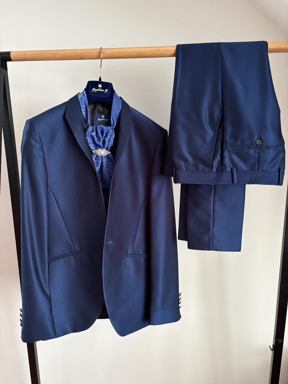 Guglielmo G. trouwpak – maat 48 – compleet