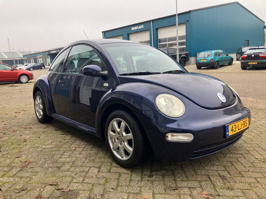 Volkswagen New Beetle 1.6 airco cruisse