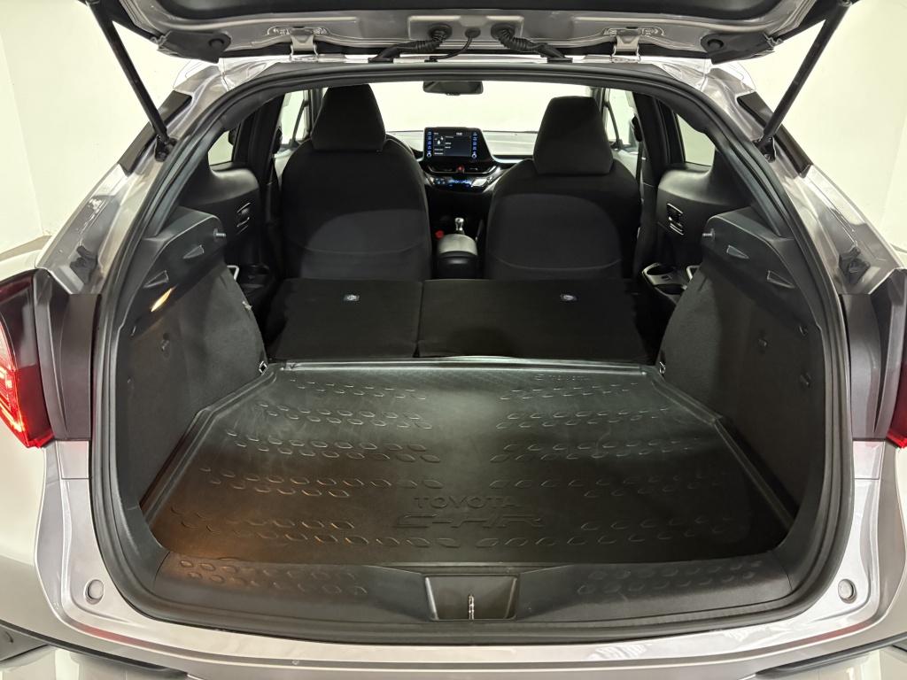 Toyota C-hr 2.0 hybrid dynamic