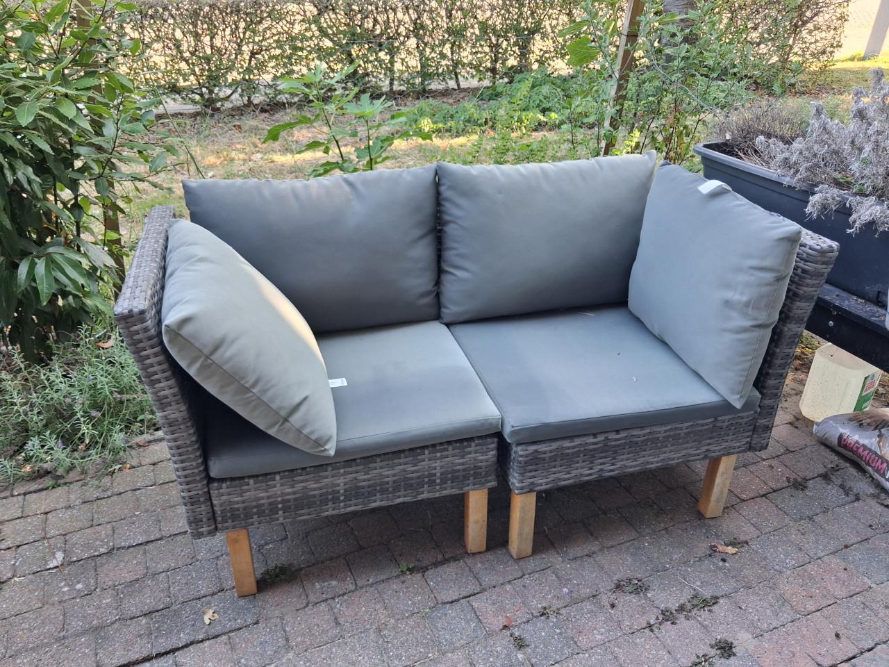 Tuinzitje 2 pers. Amper gebruikt.