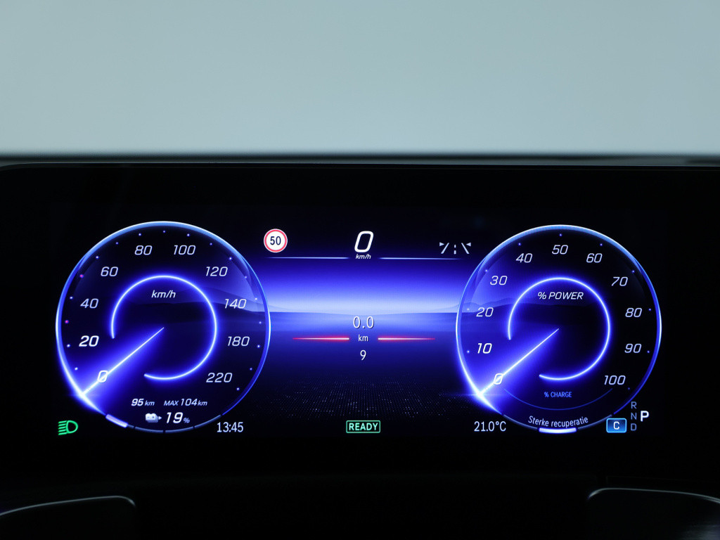 Mercedes-Benz Eqb 250+ business solution 71 kwh | parkeerpakket met achteru