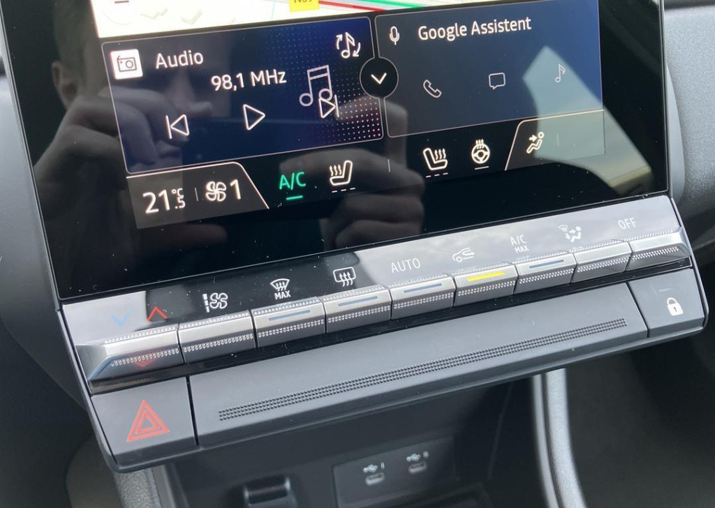 Renault Captur 1.6 e-tech hybrid 145 techno - pack navigation - pack winter