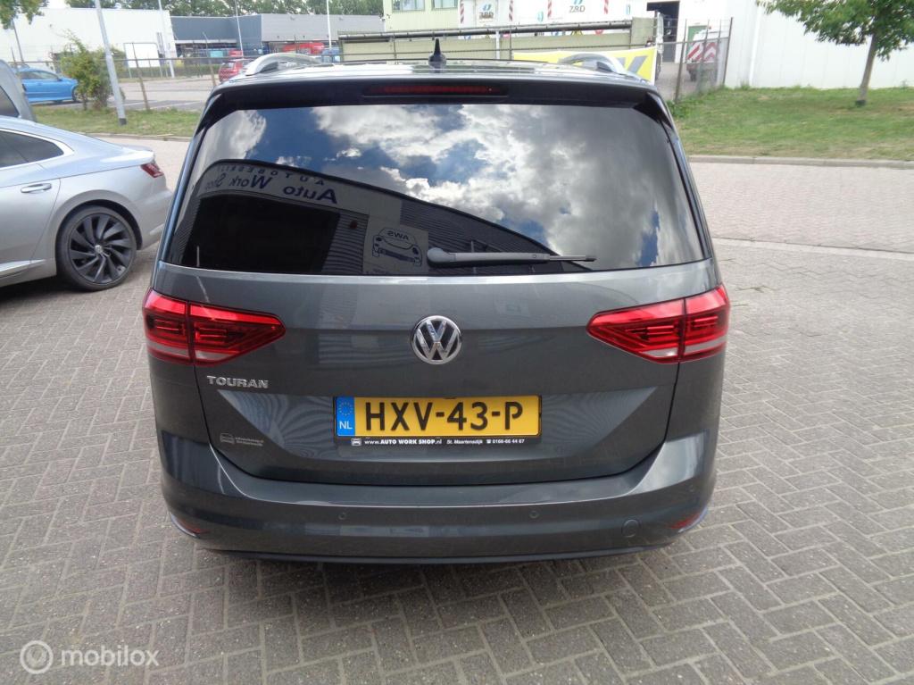 Volkswagen Touran 1.5 tsi comfortline business 7p/airco/pano/stoelverw/came
