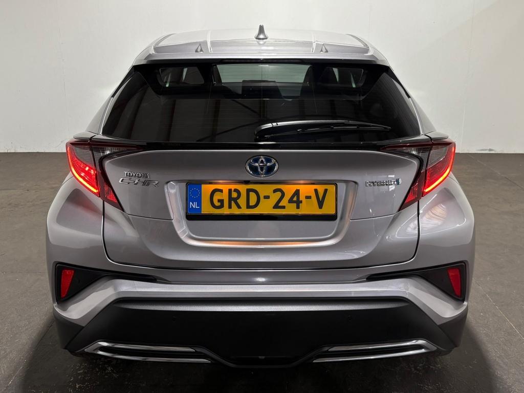 Toyota C-hr 2.0 hybrid dynamic