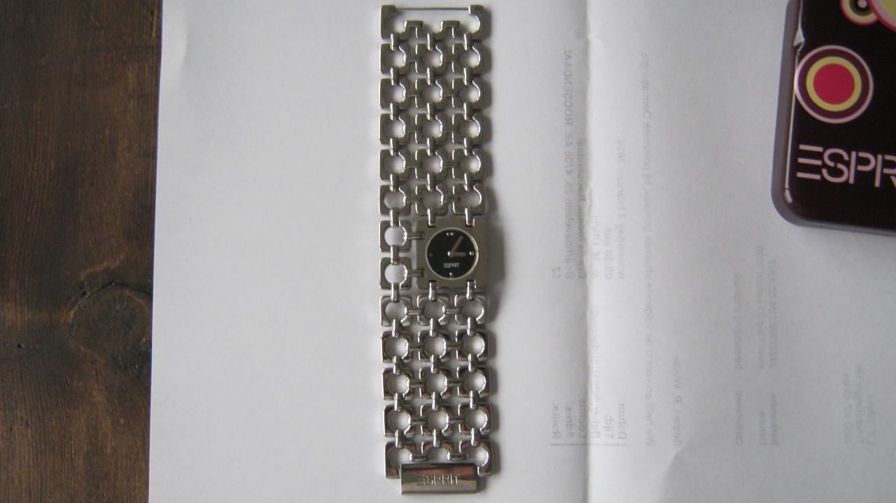 TE KOOP NIEUW EPRIT HORLOGE VOOR 30 EURO