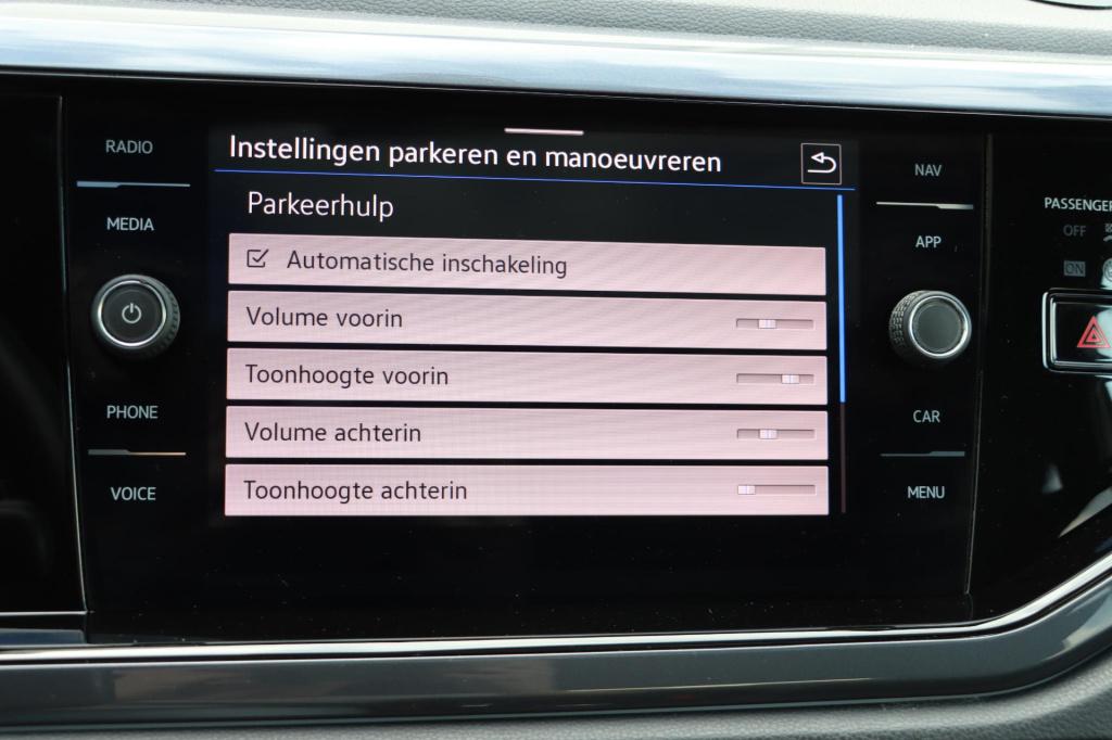 Volkswagen Polo 1.0 tsi highline business r 95pk