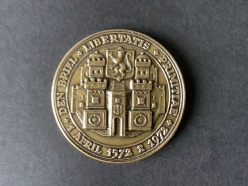 Bronzen penning Herdenking verlossing Den Briel 400 jaar 1972.