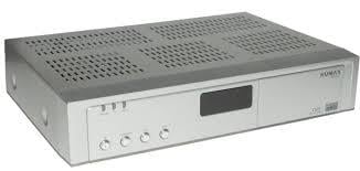 Twee stuks Humax digitale ontvangers type IR-Fox-C, zilverkleurig