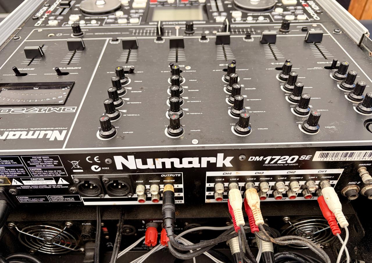 Dj set