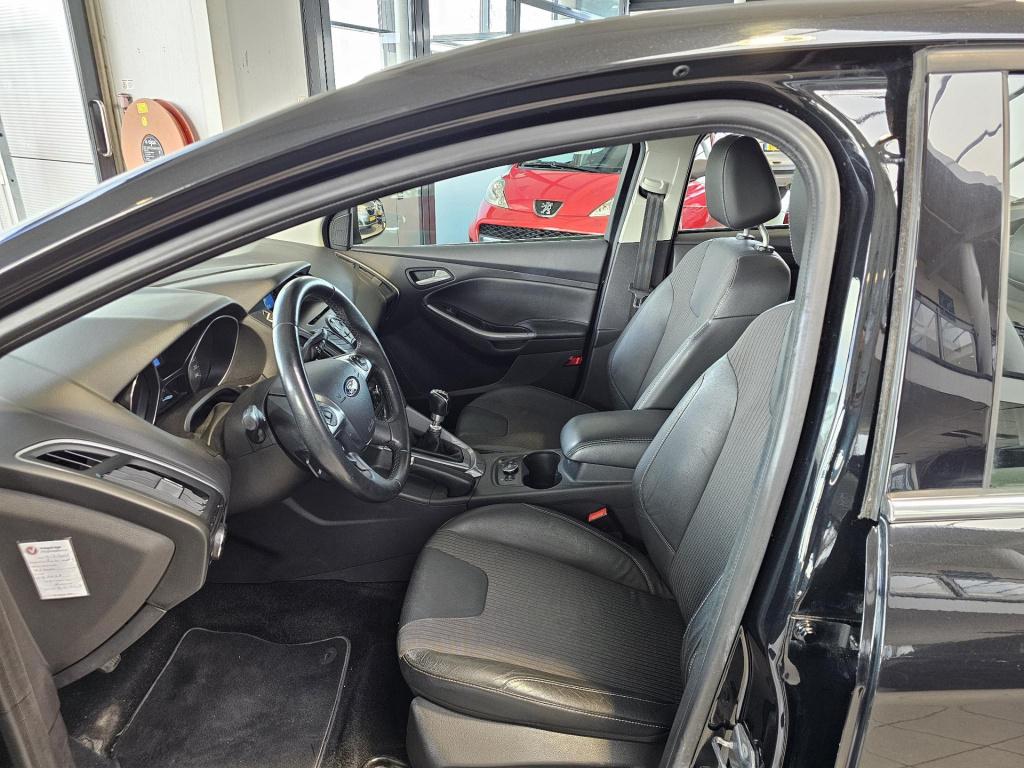 Ford Focus 1.6 ecoboost titanium