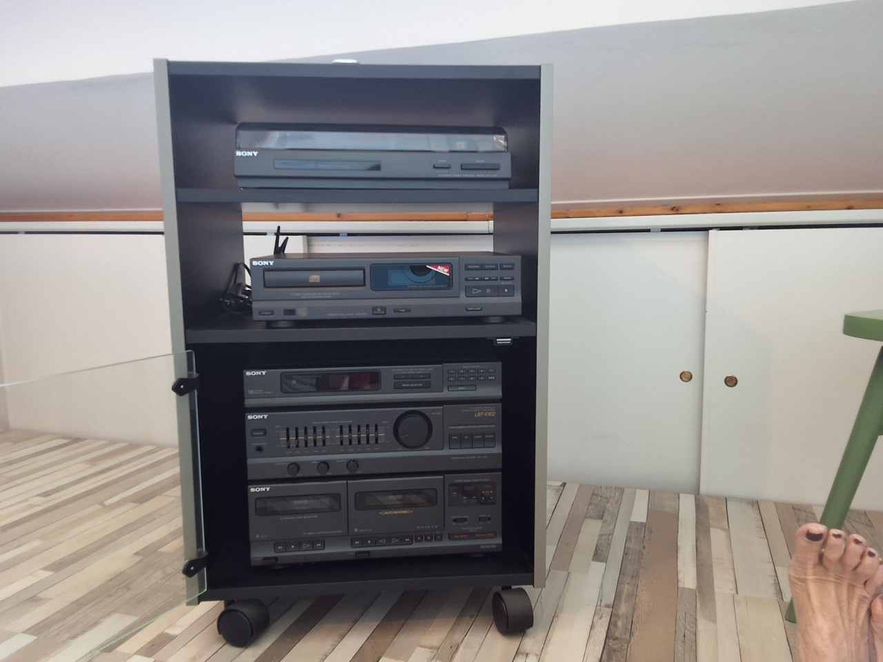 Te koop Sony Stereo toren  zonder boxen
