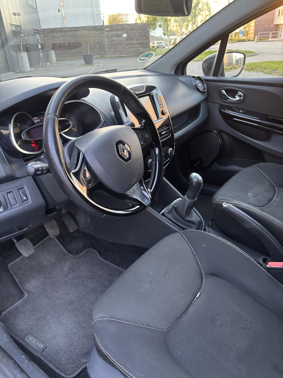 Renault Clio 0.9 TCE 66KW 5-DRS 2013 Grijs | NAP | NIEUWE APK!