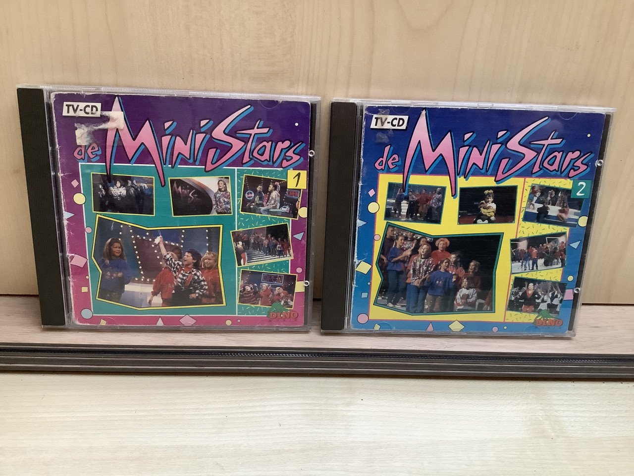 Stapeltje CD SINGLES en CD’s  Van alles wat.