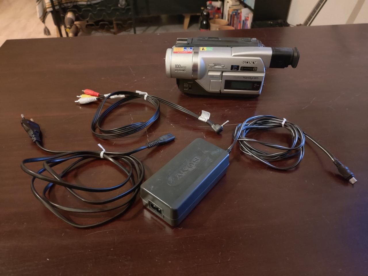 Video8 + Digital8 camera voor digitaliseren!