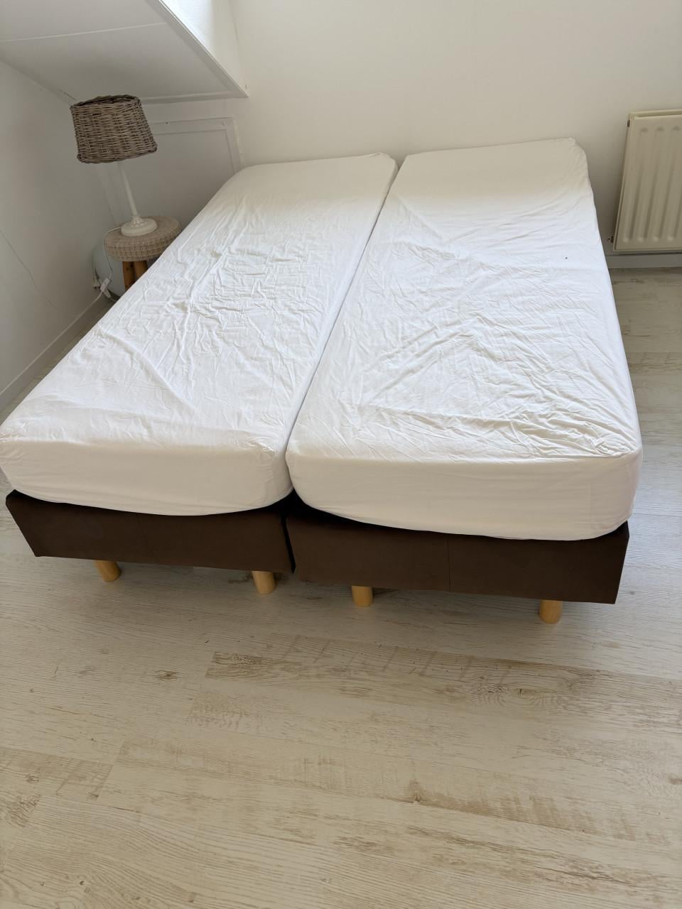 Boxspring bed twijfelaar