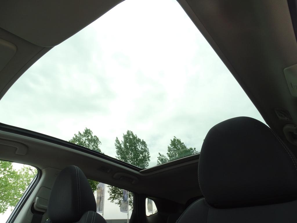 Nissan Qashqai 1.2 tekna automaat | pano | 360 camera | 18" | trekhaak
