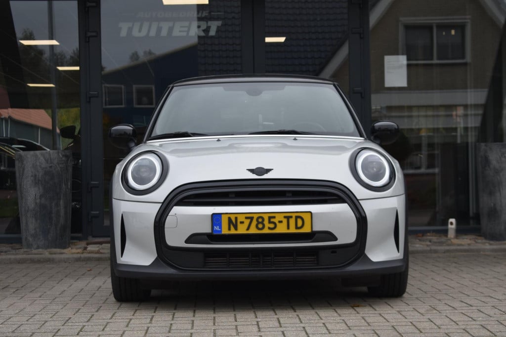 Mini Cooper mini 1.5 apple carplay | stuur / stoelverwarming | dealer onder