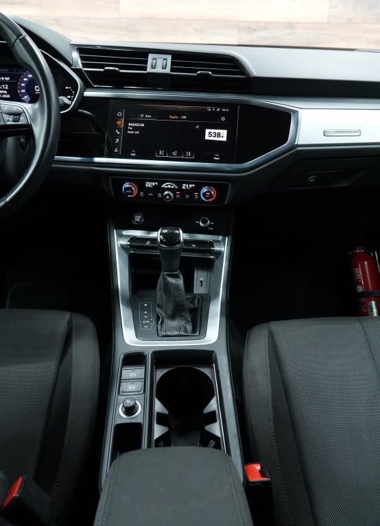 Audi Q3 1.5 tfsi | panoramadak | pdc |