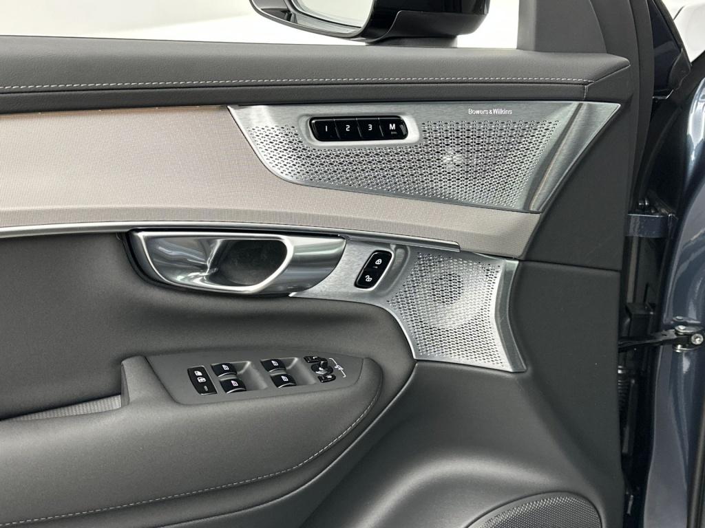 Volvo XC90 t8 awd gt ultra black edition executive