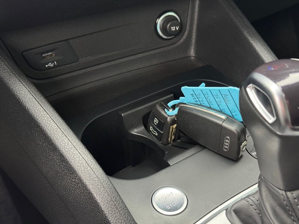 Audi Q2 35 tfsi matrix led * camera * stoelverwarming * acc * keyless
