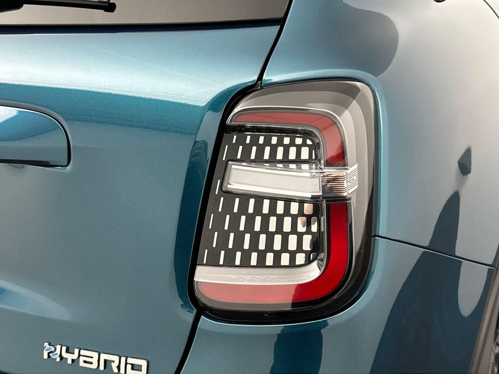 Fiat 600 1.2 hybrid la prima || van mossel vip voordeel || tot 8 jaar garan