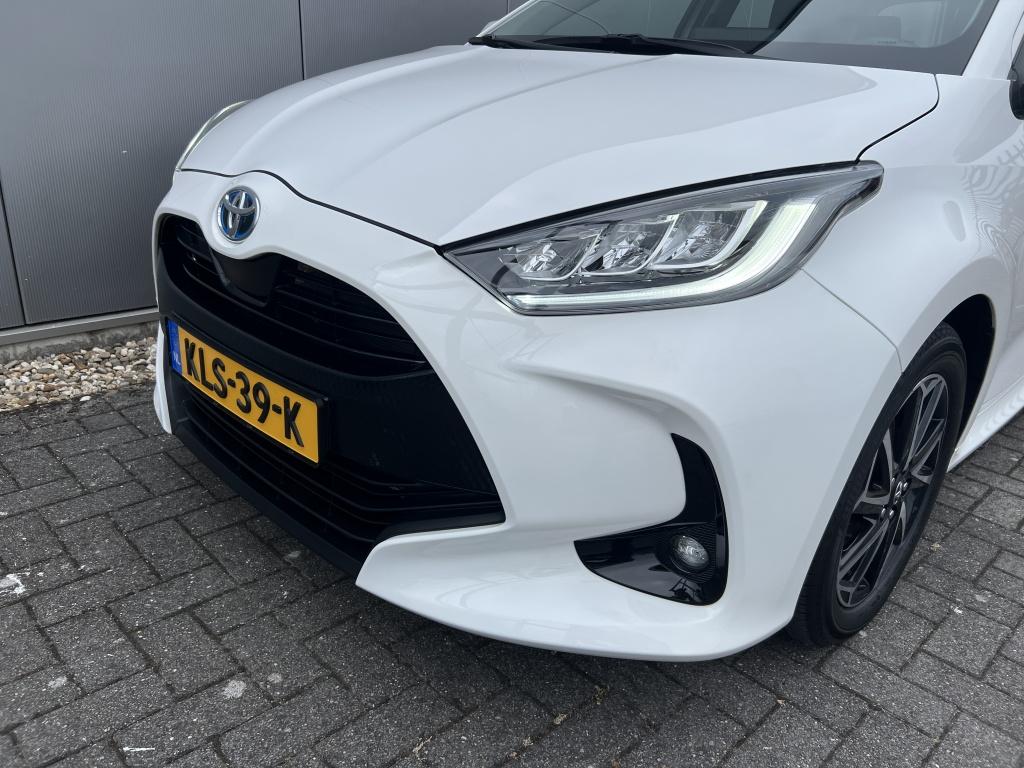 Toyota Yaris 1.5 hyb. 115 first e