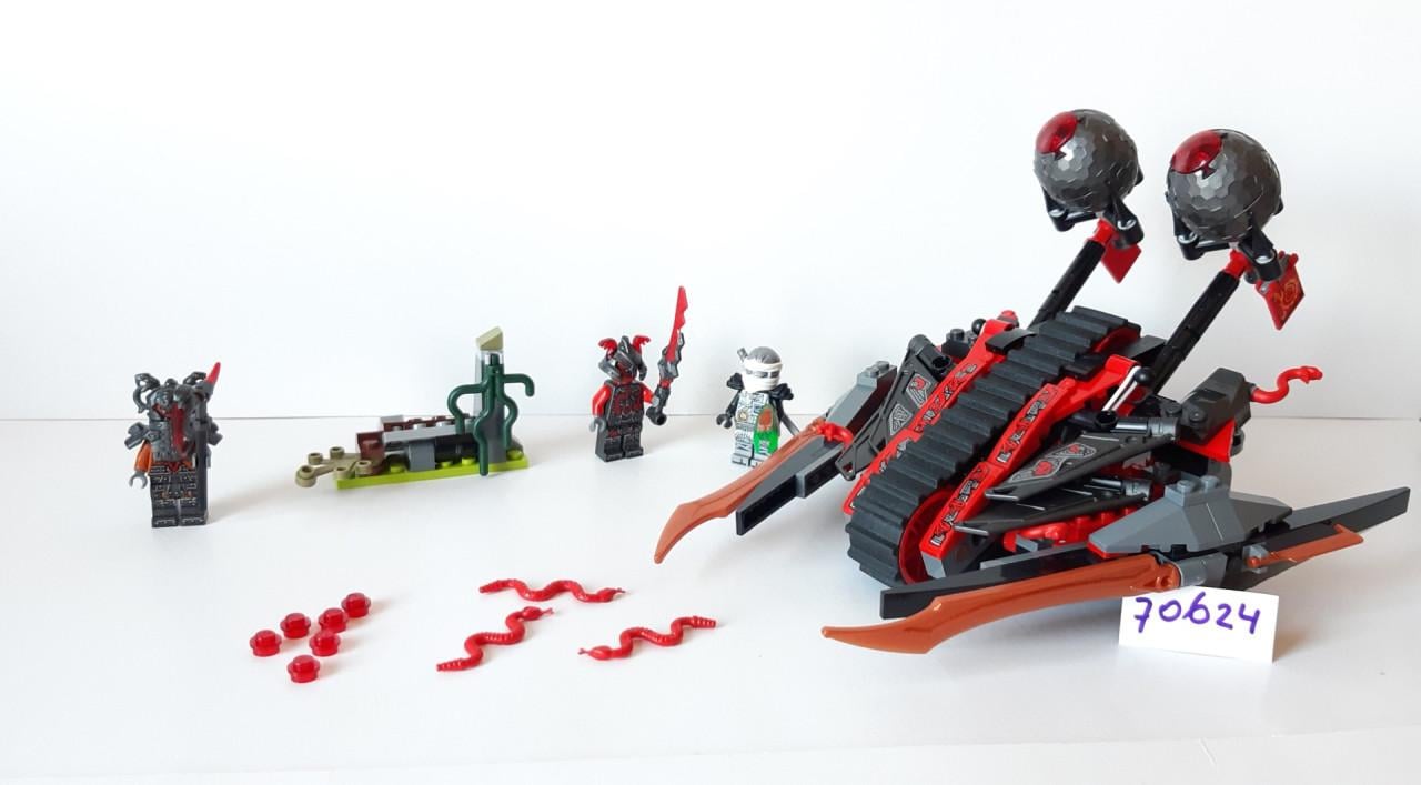 LEGO NINJAGO 70624:  Vermillion Invasievoertuig