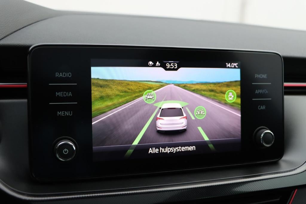 Skoda Scala 1.0 tsi sport business