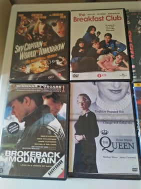 Diverse DVDs, ook 5 blanco nieuwe. 23 in totaal