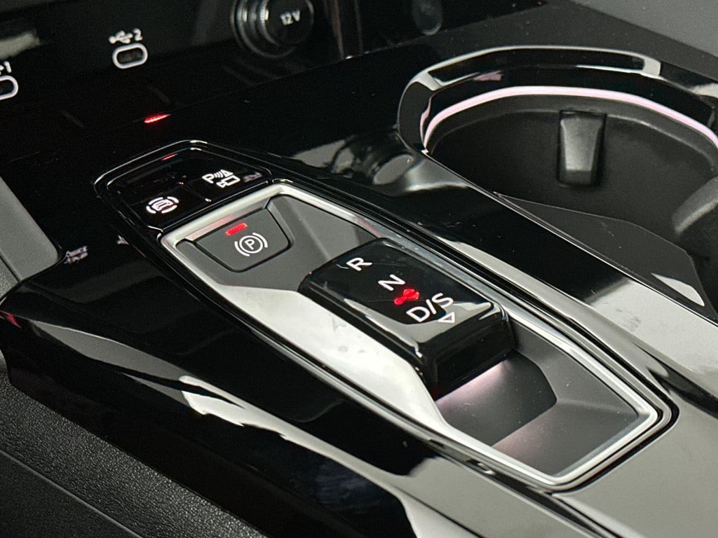 Audi Q5 2.0 tfsi e-hybrid quattro s edition