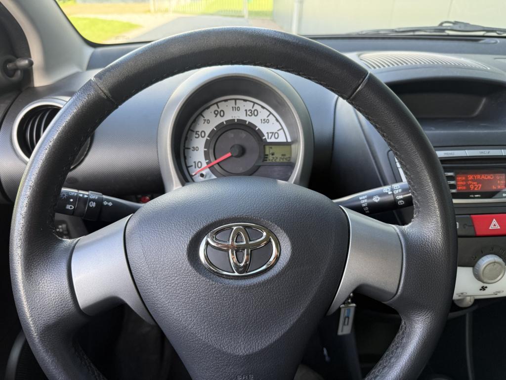 Toyota Aygo 1.0 vvt-i aspiration airco 5-drs