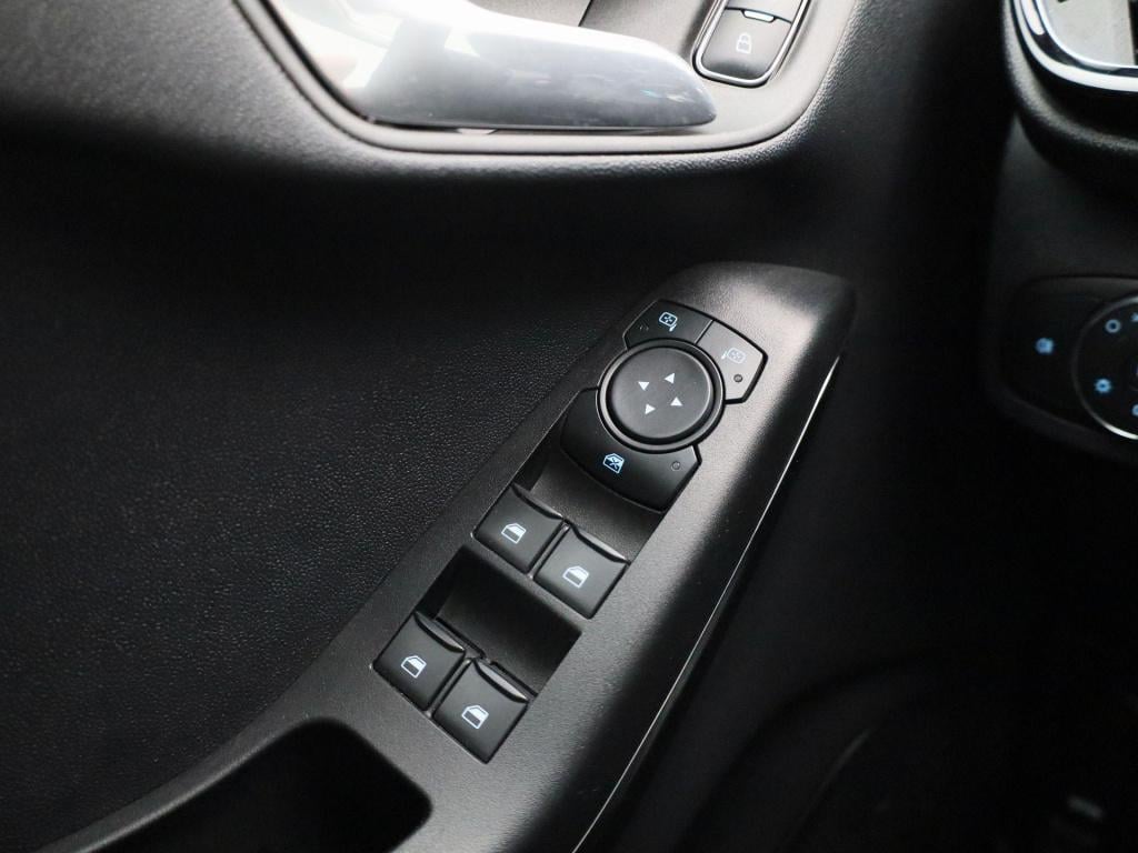 Ford Fiesta 1.0 ecoboost hybrid titanium | cruise control | climate control