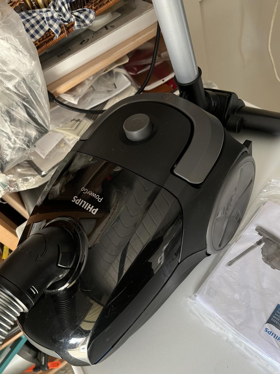 Kort gebruikte Philips FC8289/09 Stofzuiger met zak nieuwprijs €120,-