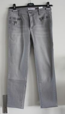 Donker grijze spijkerbroek maat 38