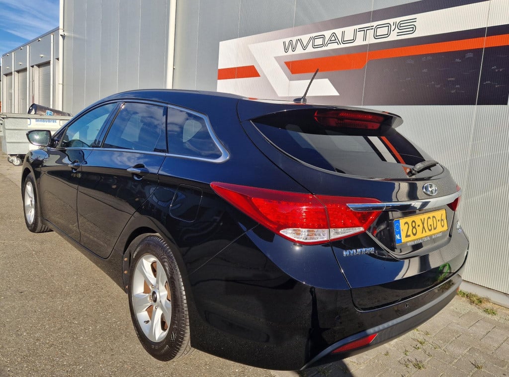 Hyundai I40 wagon 1.6 gdi blue business edition