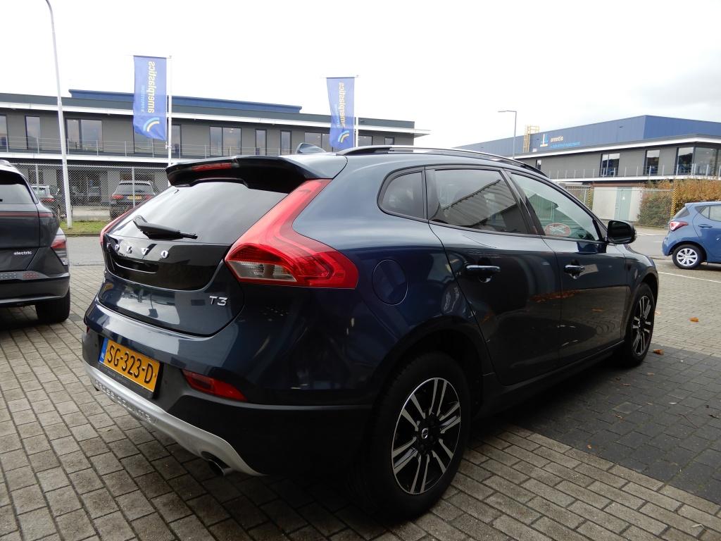 Volvo V40 cross country 1.5 t3 nordic+ | nl auto | lage km stand | dealer o