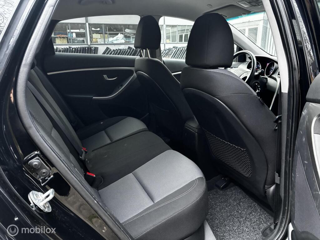 Hyundai i30 1.4 Cruise Clima kmst165.001 Nap 5 Deurs BJ2012