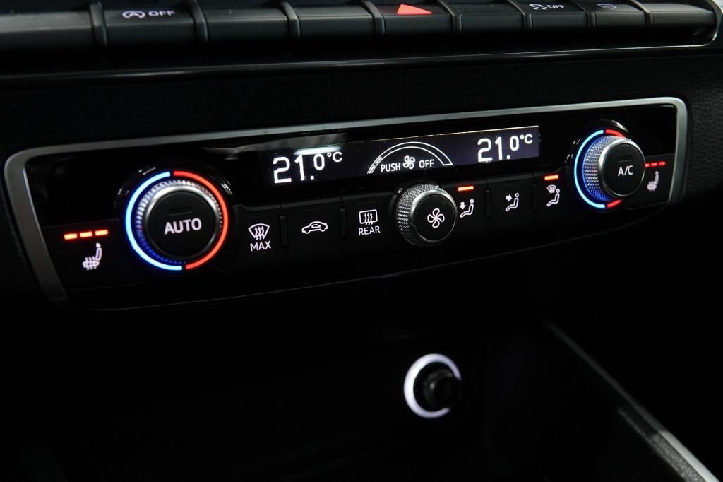 Audi Q2 1.0 tfsi sport | pdc | 19" | leder | stoelverw. |