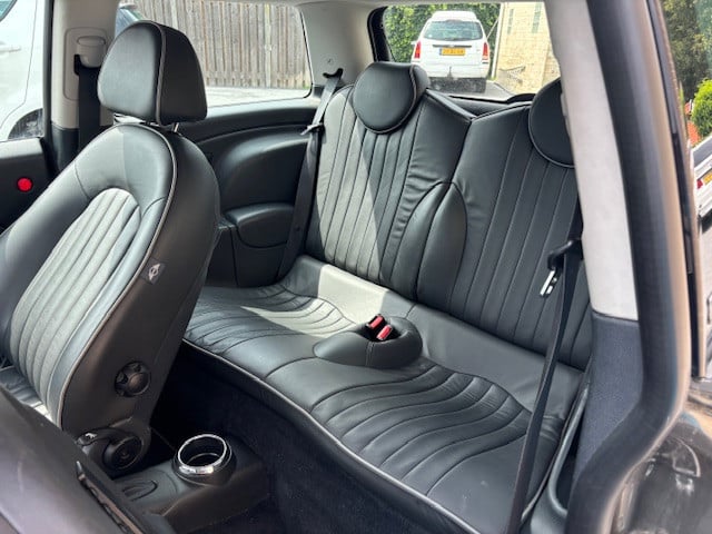 Mini Mini 1.6 Cooper Park Lane Automaat Navigatie Airco