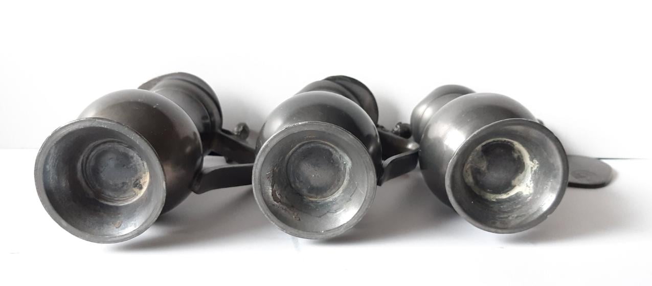 3 kleine tinnen eikel kannetjes