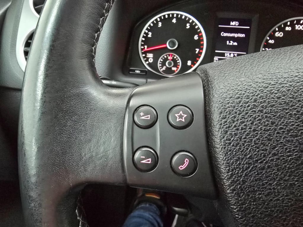 Volkswagen Tiguan occasion 2.0 tsi sport&style 4motion met panoramadak en c