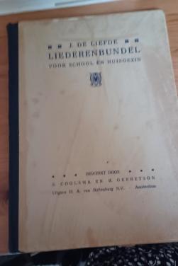 De liefde, Liederenbundel voor school en huisgezin