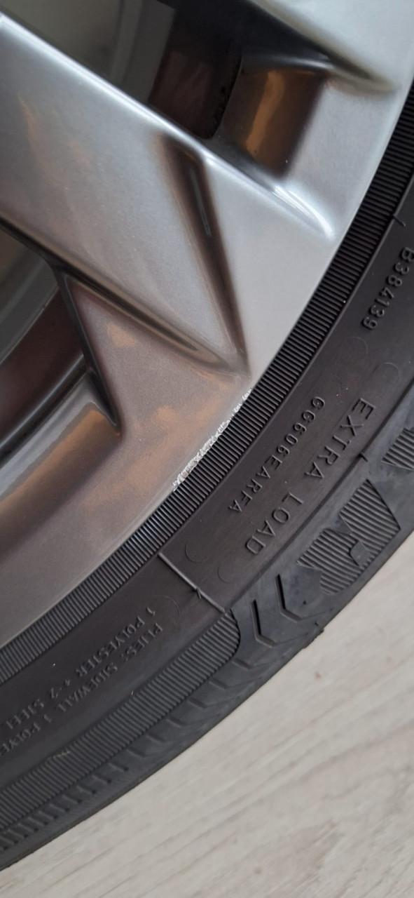 Originele 16'' Volkswagen Polo R line Valencia velgen/banden