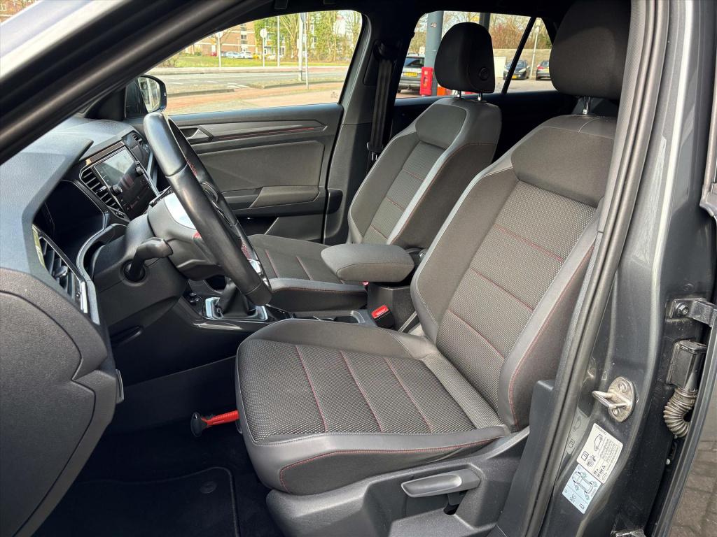 Volkswagen T-roc 1.5 tsi 150pk sport 6 hand|camera|carplay|led|rijklaarprij